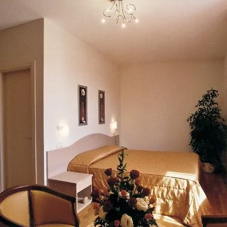 La Colonna 3*